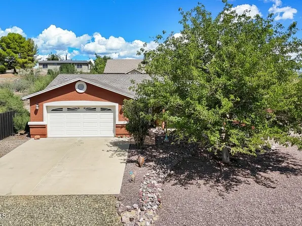 17798 E Trails End Rd, Mayer, AZ 86333