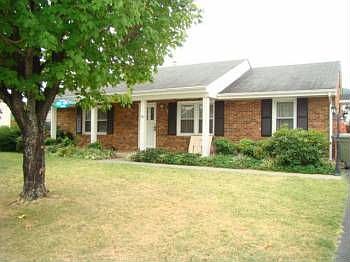 1st image of 402 Rebecca Ln