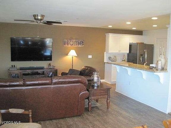 4th image of 964 Los Angeles Ave #104