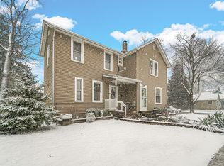 173 Orchard St, Elgin, IL 60123