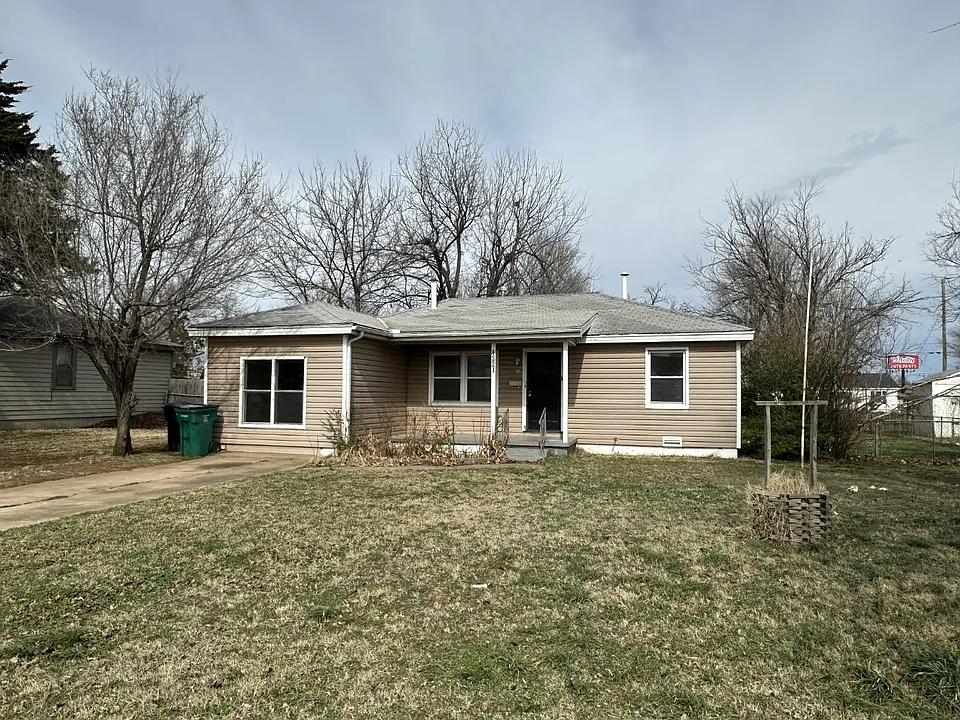 4221 SE 46th St
