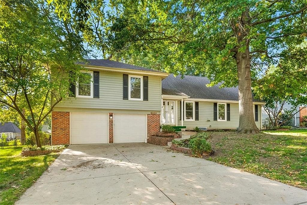 10803 W 101st St, Overland Park, KS 66214 MLS 2457280 Zillow