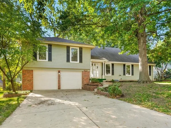 10803 W 101st St, Overland Park, KS 66214