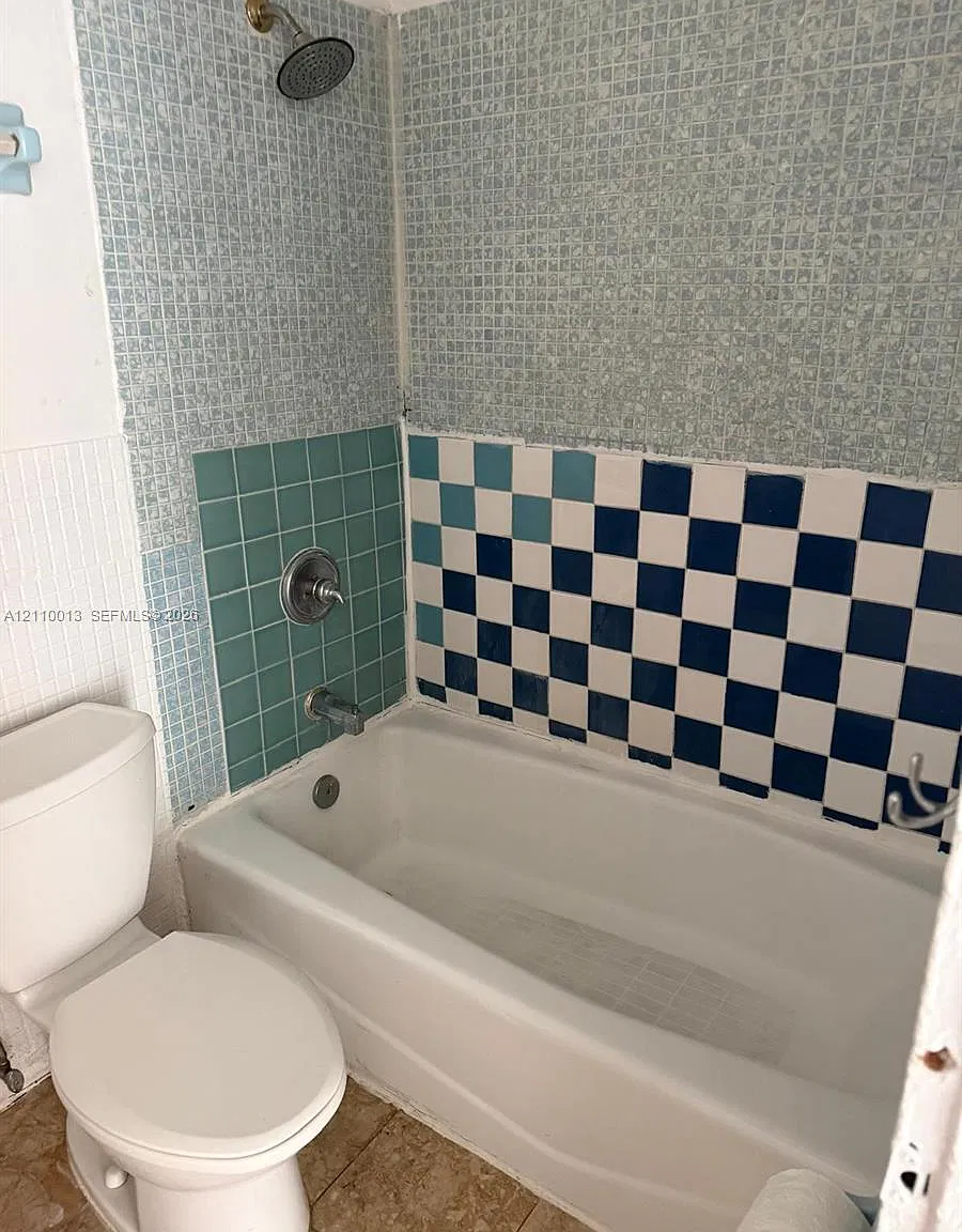 1 bed, 1.0 bath, $1,600 — Photo 4