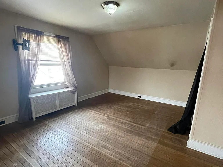 753 N Main Ave #3 — Photo 5