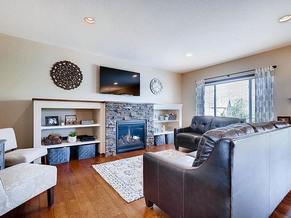 5th image of 850 11th Ave NE