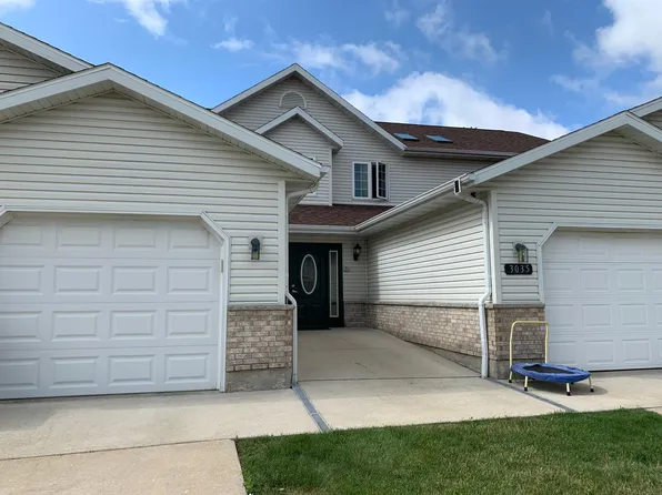 3035 Selkirk Dr APT 4, Sun Prairie, WI 53590