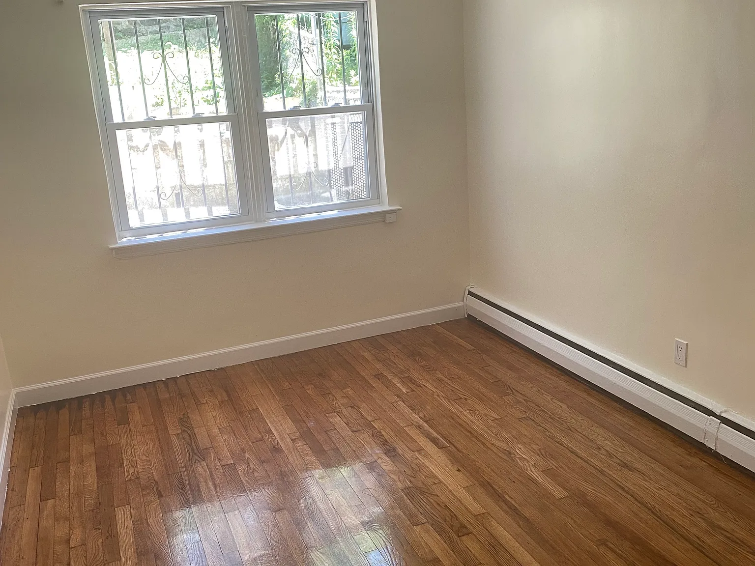 1 bed, 900 sqft, $2,300 — Photo 4