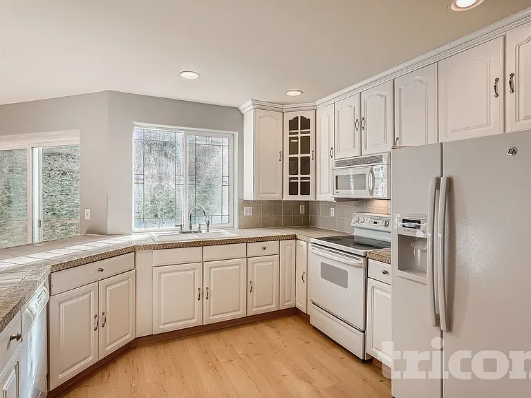 18911 101st Street Ct E — Photo 17