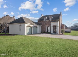 143 Grand Lake Dr, Arnaudville, LA 70512