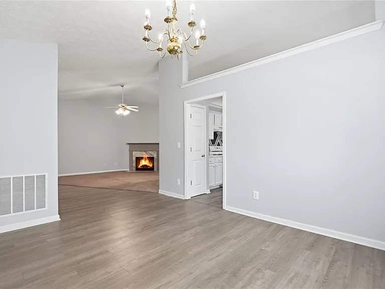 540 Sterling Hill Dr — Photo 9