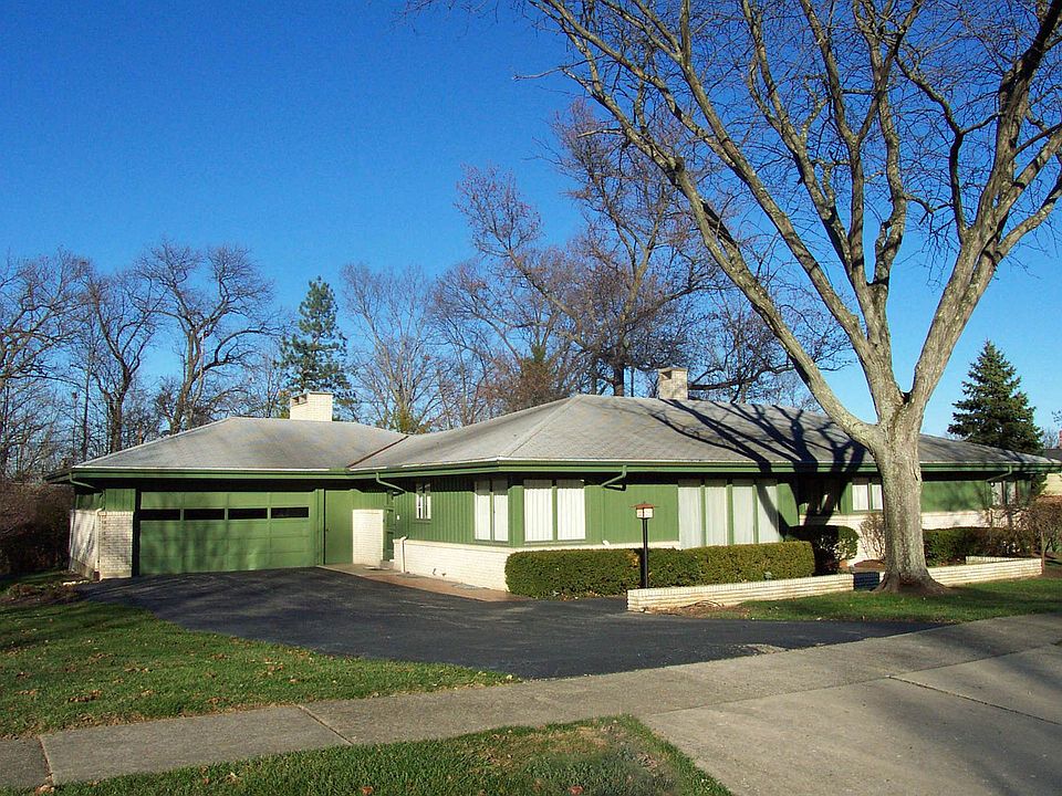 4411 Riverview Avenue