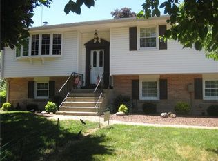 4151 Shimerville Rd, Emmaus, PA 18049