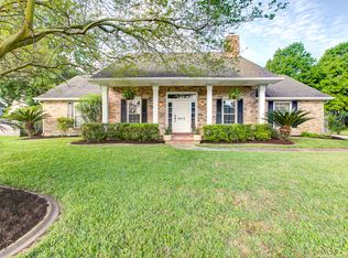 3612 Lake Des Allemands Dr, Harvey, LA 70058