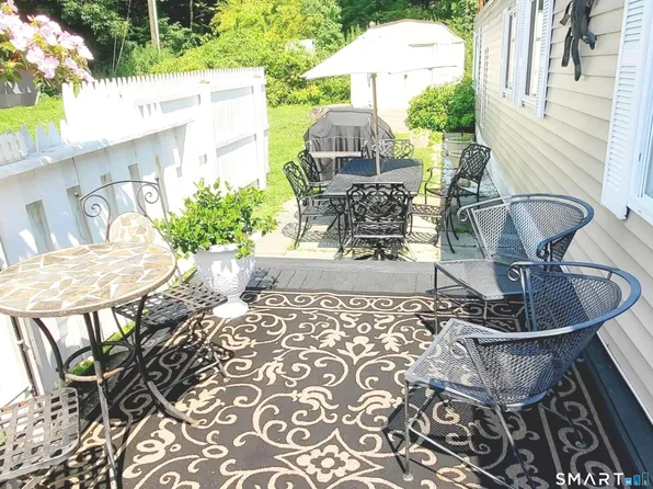 13 Duncan Lane, New Milford, CT 06776