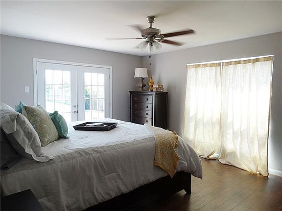 5th image of 312 Peninsula Dr
