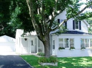 44 Centennial St, Clinton, MA 01510