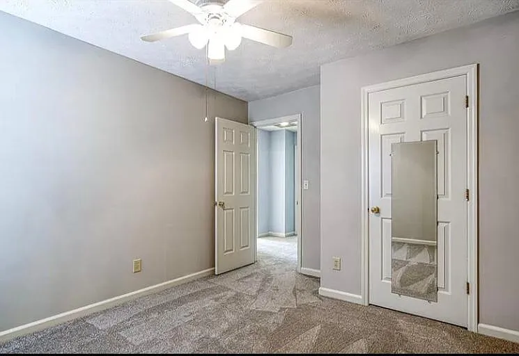 10760 Mortons Xing — Photo 13