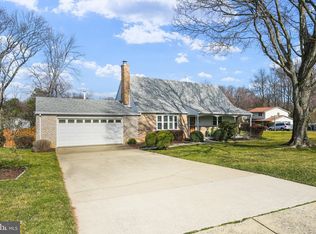 5406 Chatsworth Ct, Fairfax, VA 22032