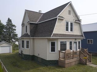 51938 Tamarack St, Hubbell, MI 49934