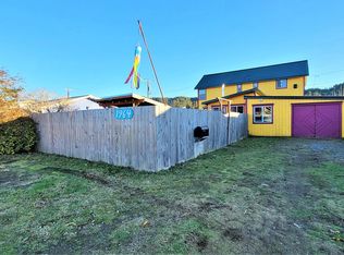 1964 Dogwood Ave, Reedsport, OR 97467