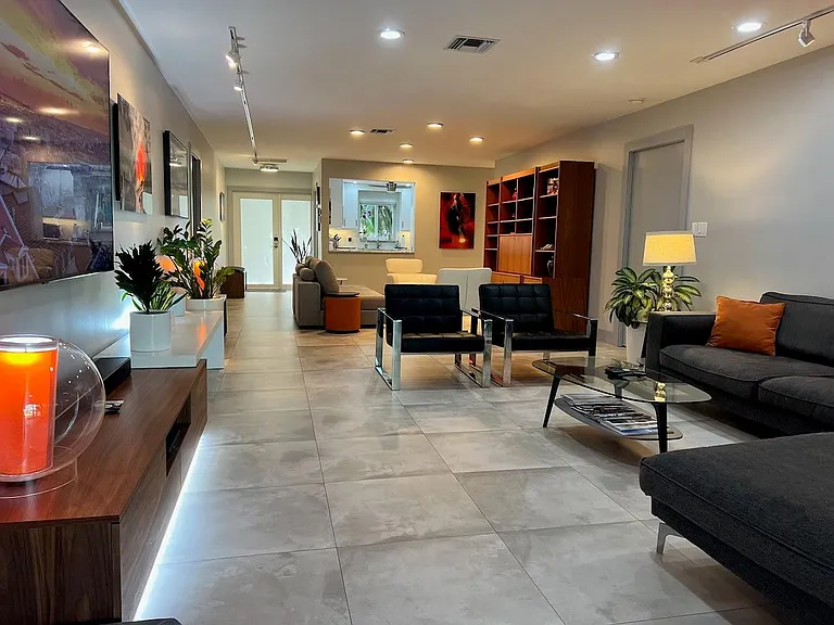 4021 N Cypress Dr — Photo 35