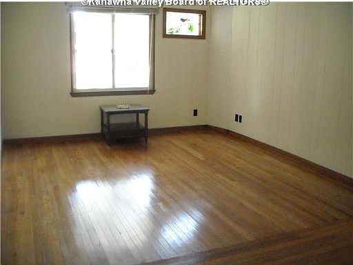 2nd image of 110 Georges Dr