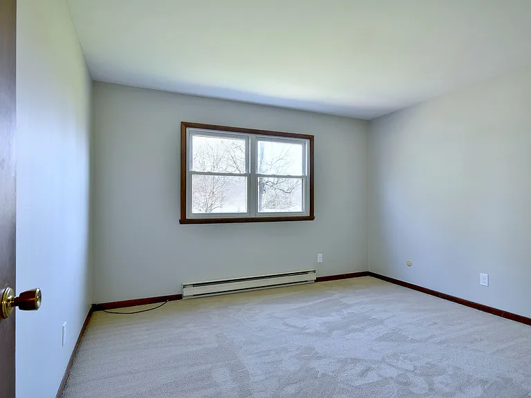 46W524 Main St #0 — Photo 8