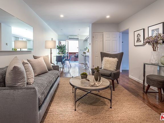 3rd image of 1400 N Hayworth Ave APT 15