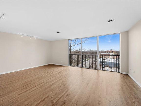 4th image of 424 Park Ave APT 501