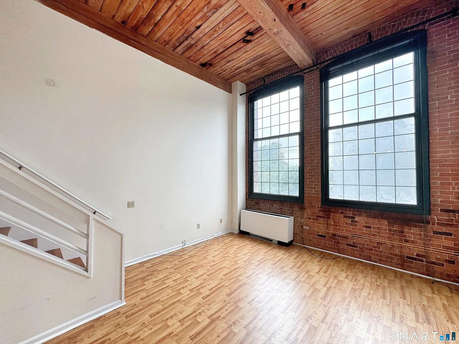 1 bed, 1.5 bath, 725 sqft, $2,095 — Photo 3