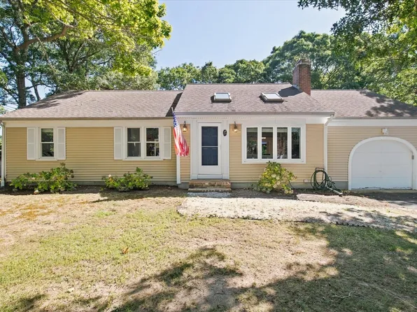 277 Scudder Avenue, Hyannis, MA 02601