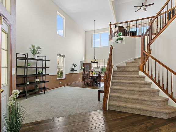 2nd image of 1871 Cooper Ln
