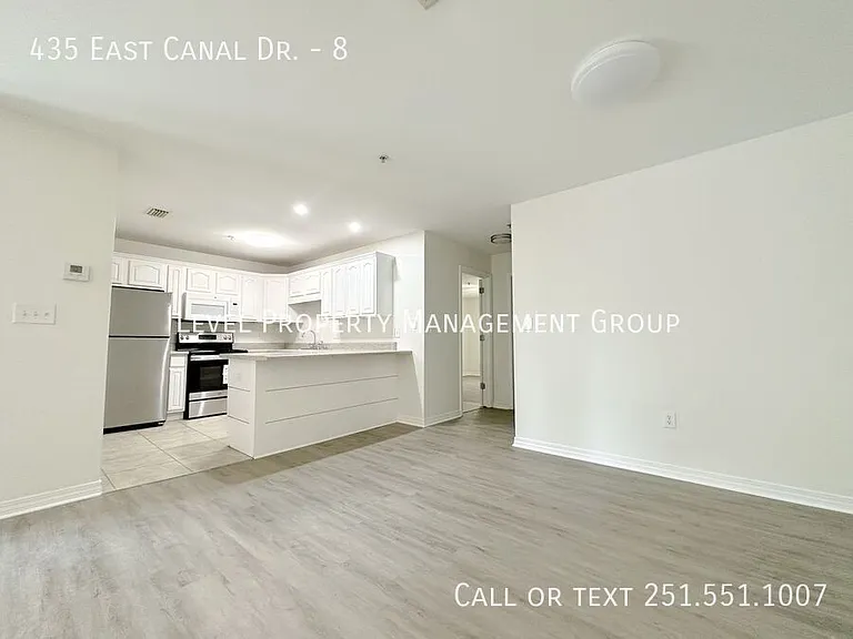 435 E Canal Dr #8 — Photo 12
