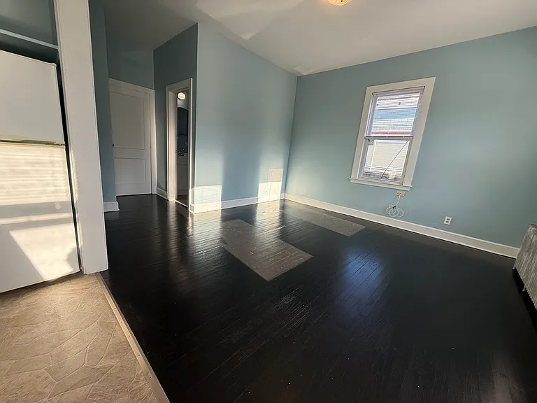 1097 Main St #A — Photo 7
