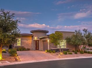 9928 Regency Square Ave, Spring Valley, NV 89148