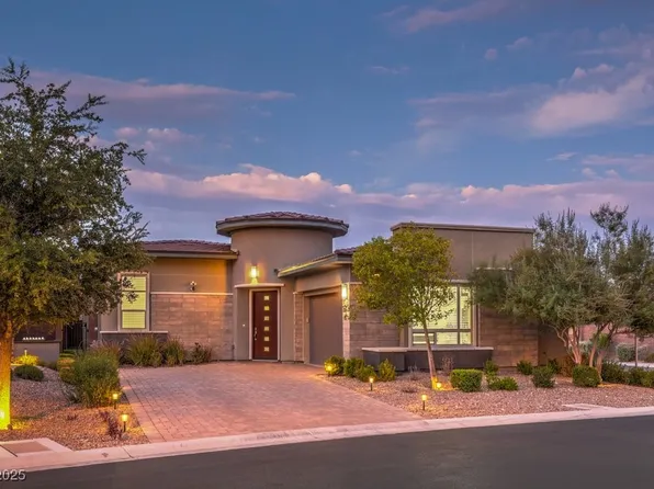 9928 Regency Square Ave, Spring Valley, NV 89148