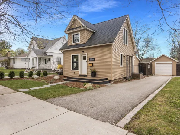 1020 Randolph St, Traverse City, MI 49684