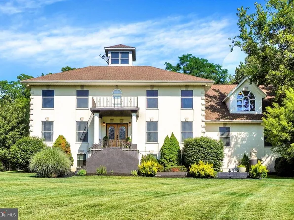 7B Heritage Farm Rd, New Freedom, PA 17349