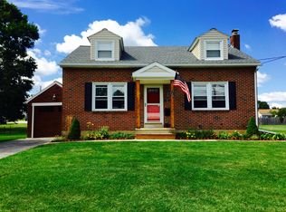 1218 Howertown Rd, Catasauqua, PA 18032