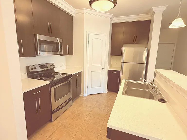 Clairmont at Chesterfield — Photo 84