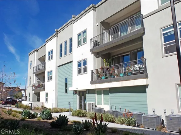 26976 Prospector Rd #201, Valencia, CA 91381