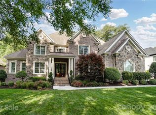 1402 Venetian Way Dr, Waxhaw, NC 28173