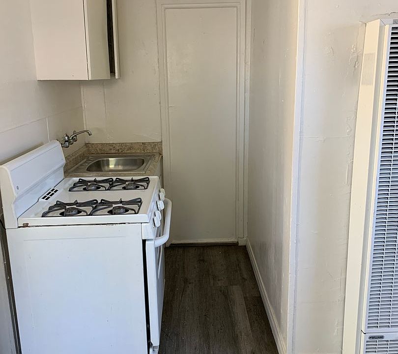 2nd image of 4117-4123 41st St #41215