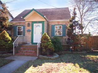 360 Lathrop Ave, Staten Island, NY 10302