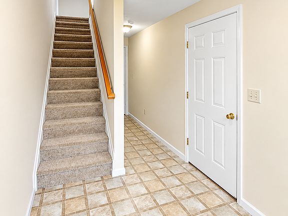 2nd image of 1410 Verdant Spring Ln