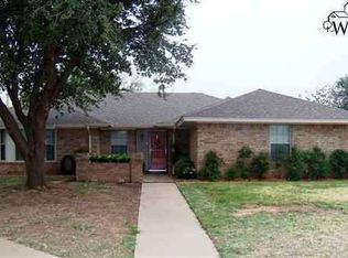 5 Cedar Spring Ct, Wichita Falls, TX 76310