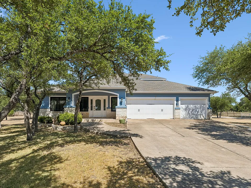 501 Lone Star Dr