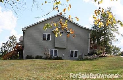 Side View
						:
						North Side