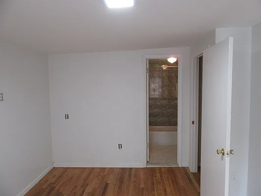 Rented by GFI Realty Services LLC | media 9